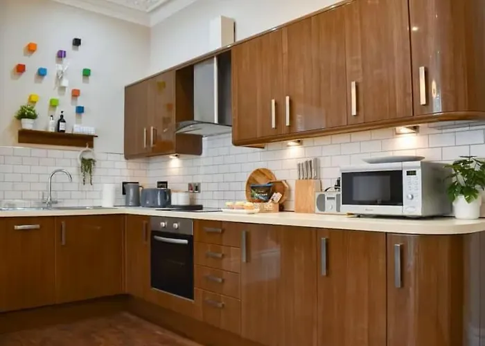 Strathmore Scarborough, Pool, Gym, Parking سكرابورو