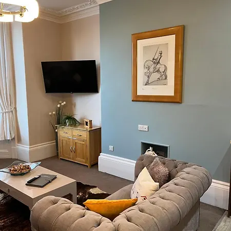 Apartament Strathmore Scarborough, Pool, Gym, Parking *