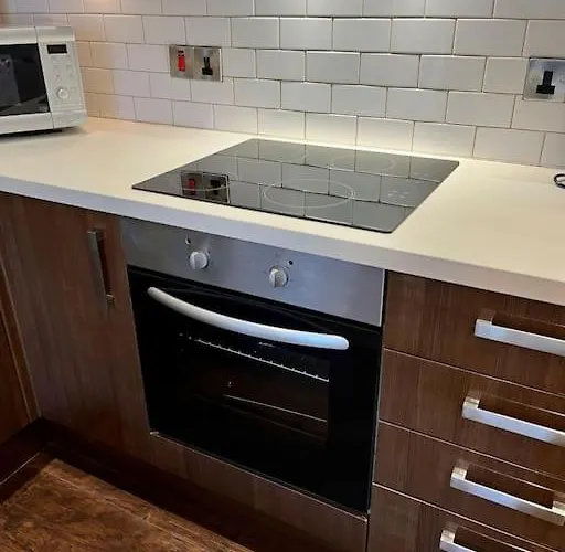 Strathmore Scarborough, Pool, Gym, Parking Apartament