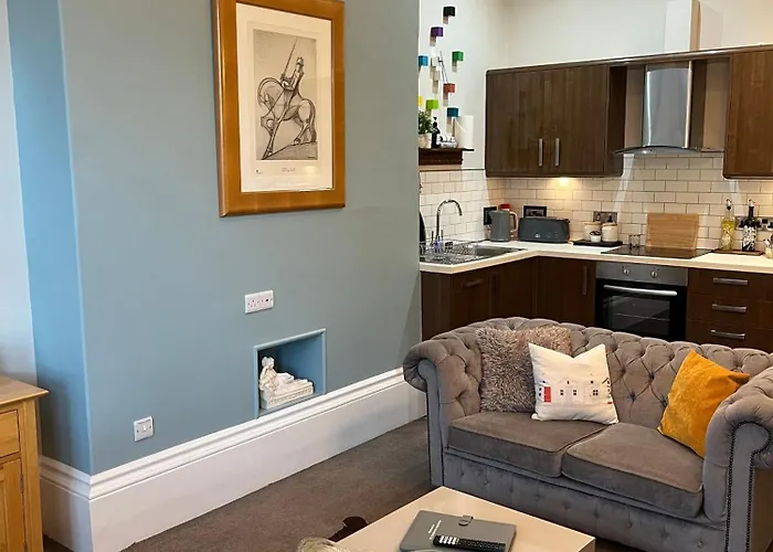 Strathmore Scarborough, Pool, Gym, Parking * Scarborough